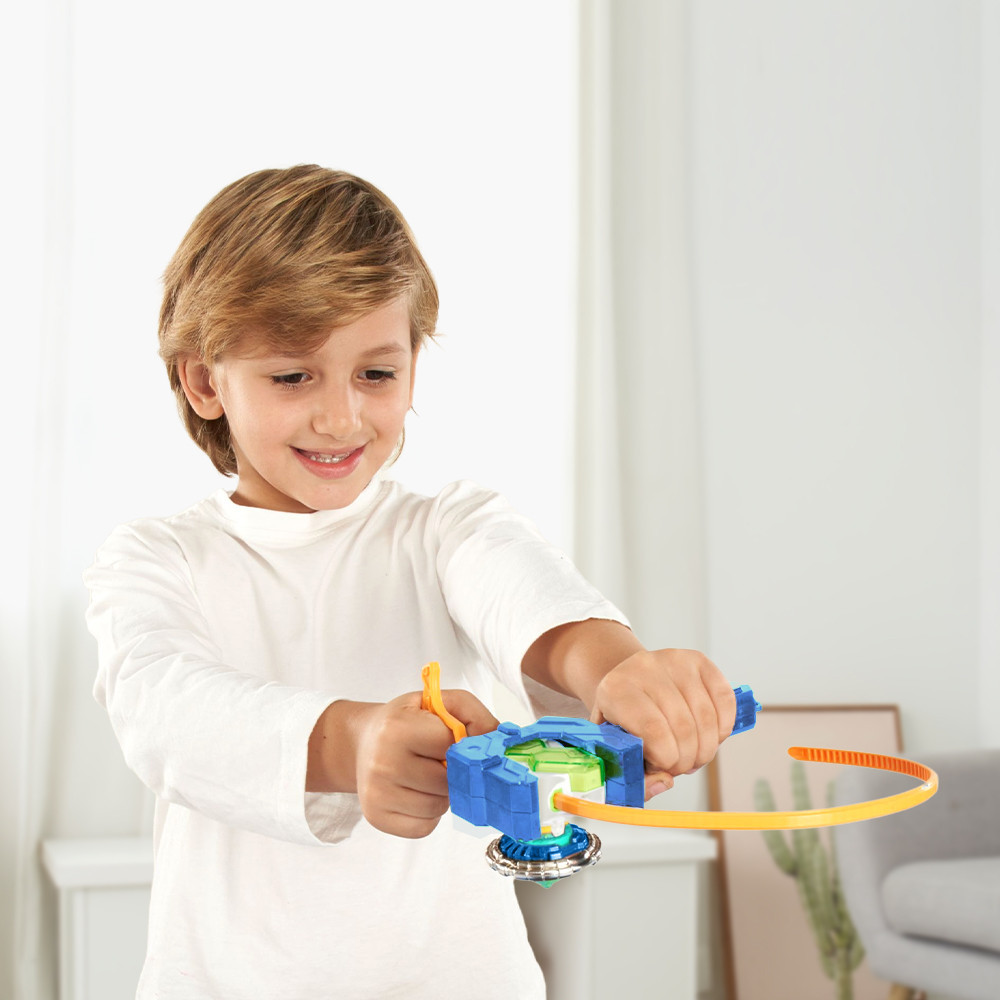 Infinity Nado-Athletic Series-Launcher Set-Super Whisker 2 Play Modes With Metal Ring Stunt Tip Anim