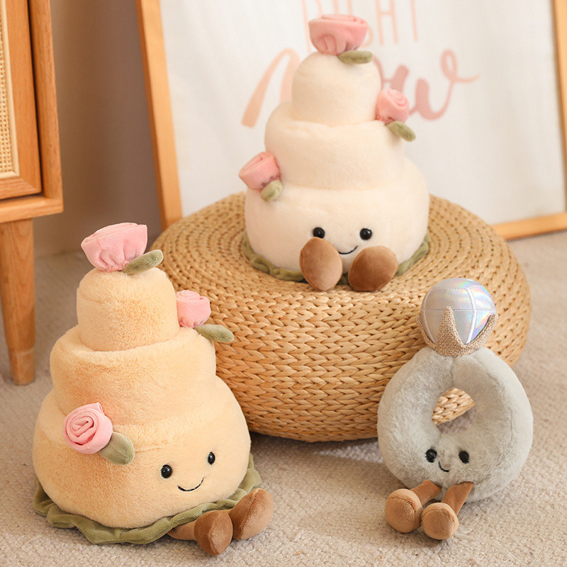 

Simulation Cake Diamond Ring Plush Toys Cartoon Stuffed Fluffy Cream Cakes Soft Funny Proposal Wedding Deco for Girlfriend Gifts