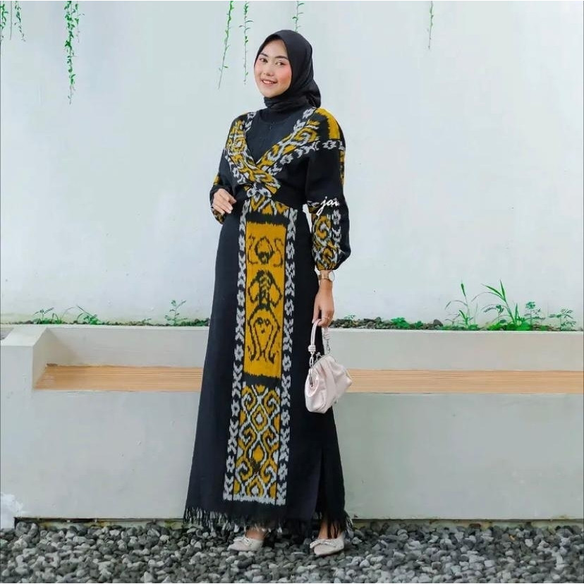 dress wanita kondangan dewasa muslim tenun etnik terbaru