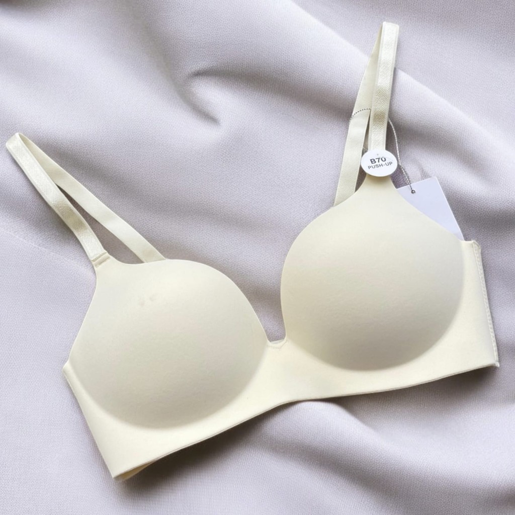 Bra BH Seamless PIERRE CARDIN 62438 - Tanpa Kawat dengan Busa Tebal (Push Up) - Kait 2 - Size 32B