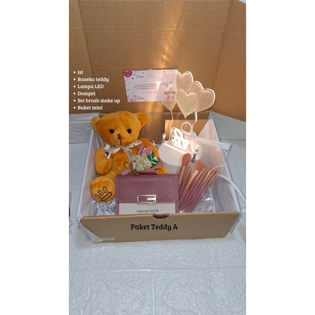 

Hampers Ultah / Kado Ulang Tahun / Kado Cewek/ Giftbox anniversary/ hampers happybirthday