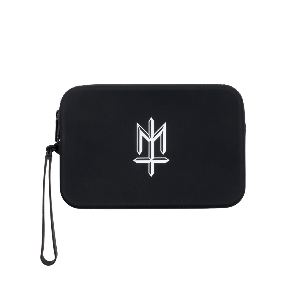 MATERNAL DISASTER - ROUCHES -DOMPET