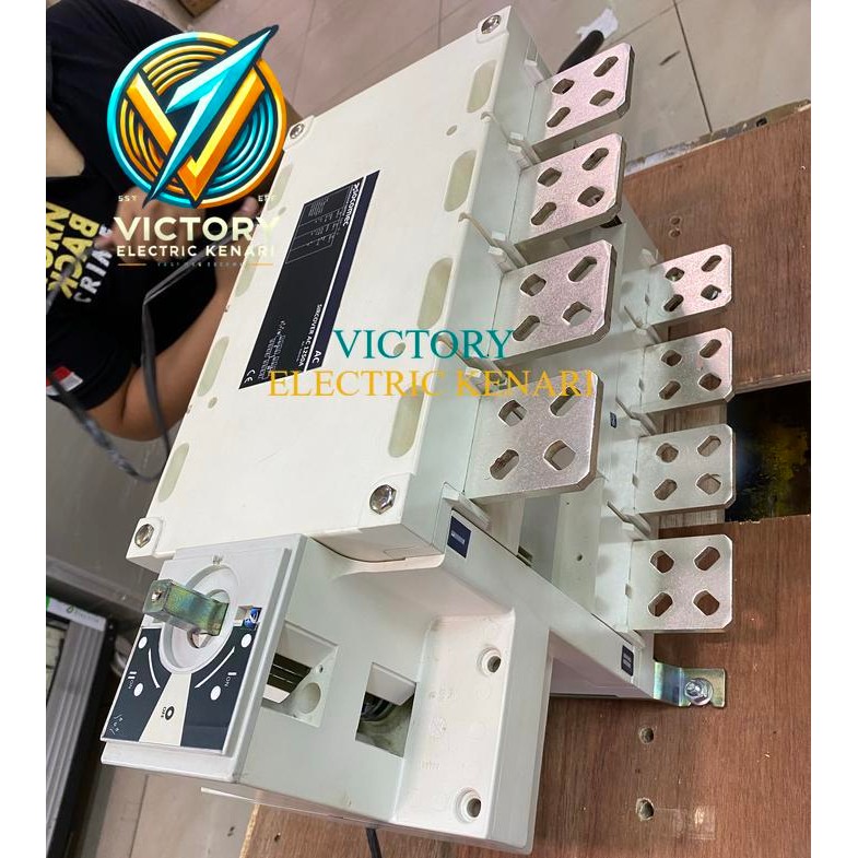 Change Over Switch/ COS Socomec 4P 1600A Manual Original