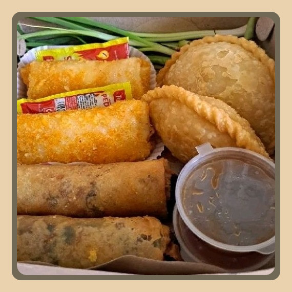 

Lumpia Rebung dan Pastel ayam froze/masak
