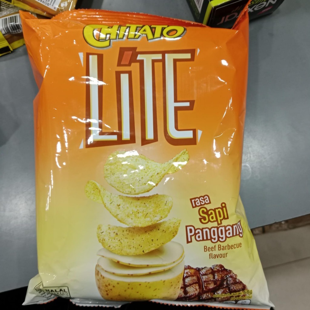 

Chitato Lite Keripik Kentang Sapi Panggang 68g