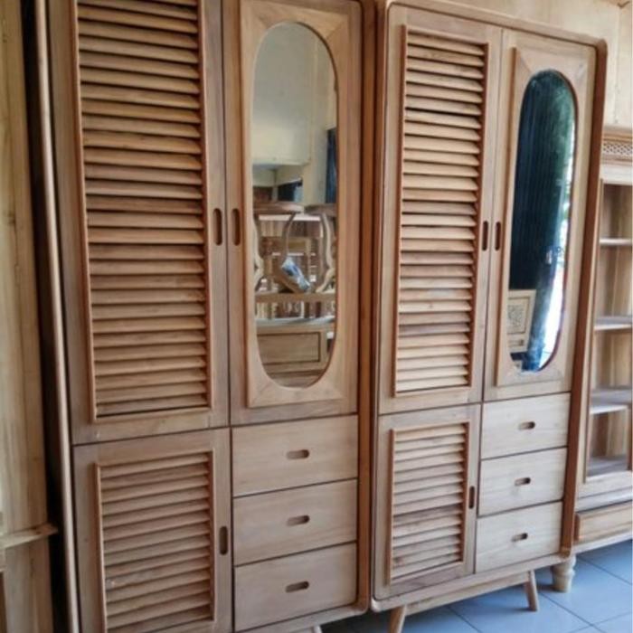 Lemari Pakaian Jati Almari Baju model Retro Kayu Jati Finishing