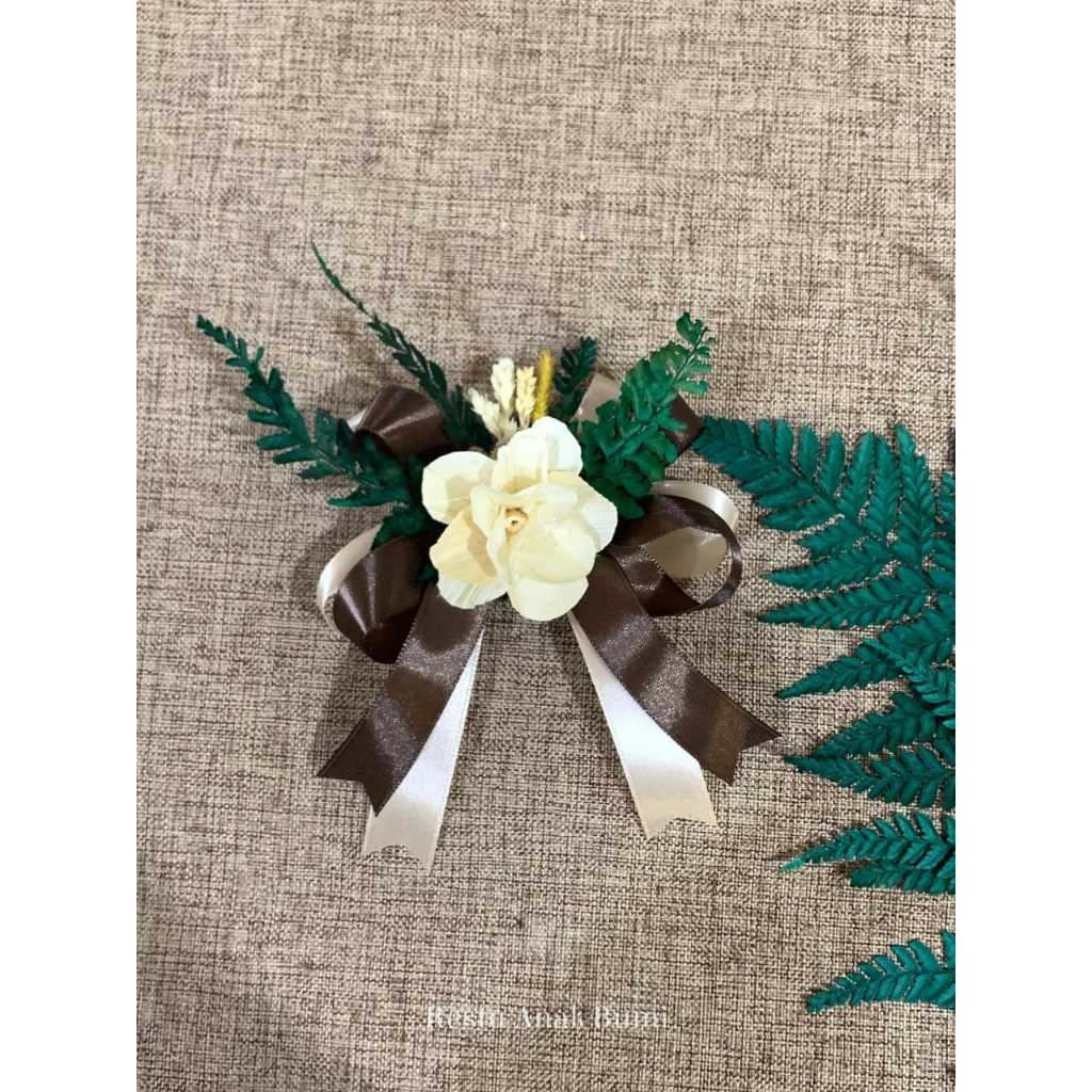 

Pita Satin dengan kombinasi Pita Rustic P:15cm L:12cm