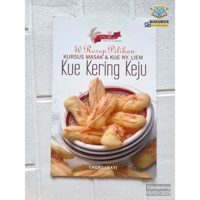 (BEKAS) Kue Kering Keju ~ 40 Resep Pilihan Kursus Masak & Kue Ny. Liem by Chendawati # Buku Resep Ma
