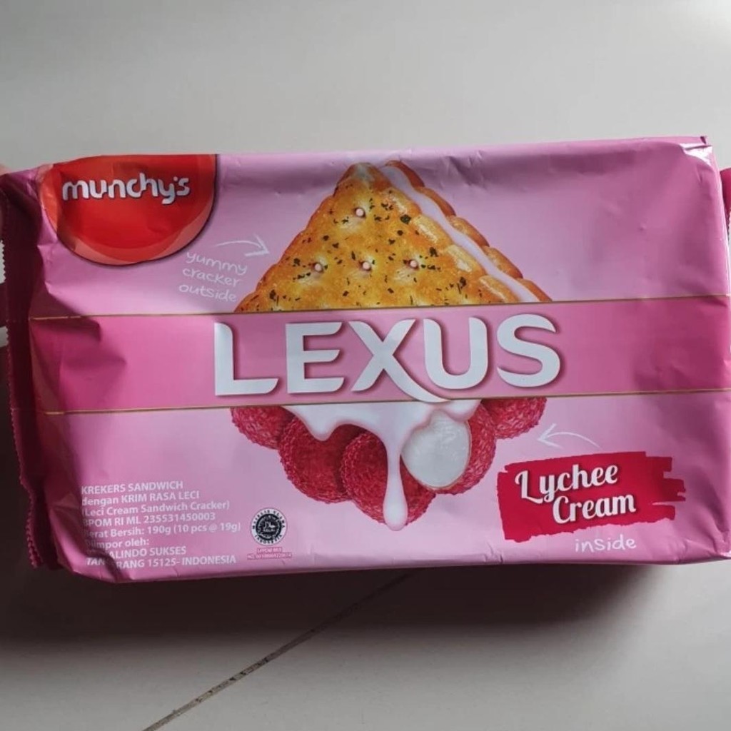 

Lexus biskuit cream rasa LYCHEE CREAM 190gr