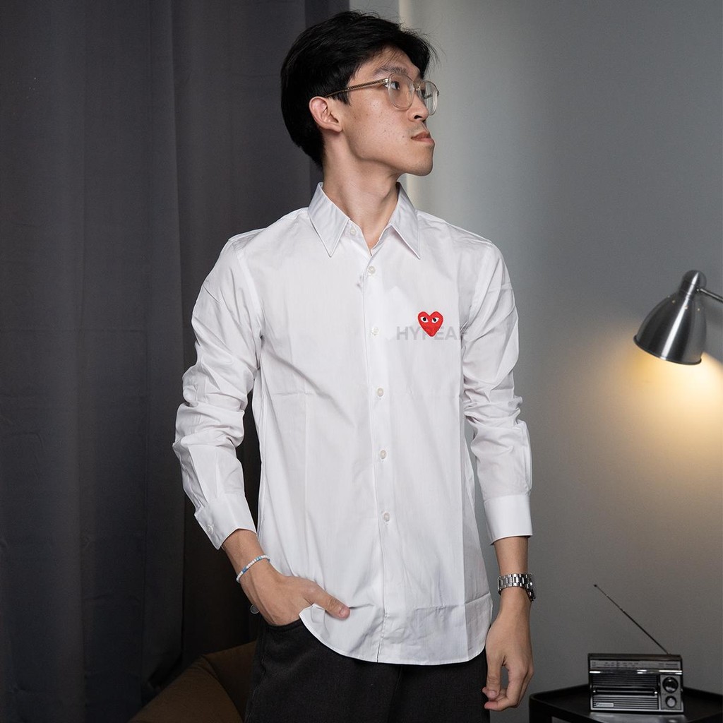 Kemeja Lengan Panjang CDG Comme des Garcons PLAY Play Red Emblem Long Sleeve Button Up Shirt [100% A