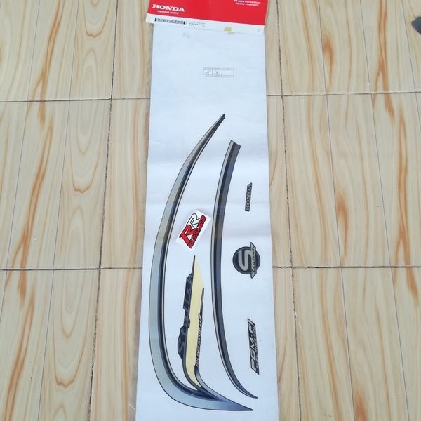 stripe grafik graphic sticker striping body bodi kiri original ori honda scoopy scopy fi stylish tah