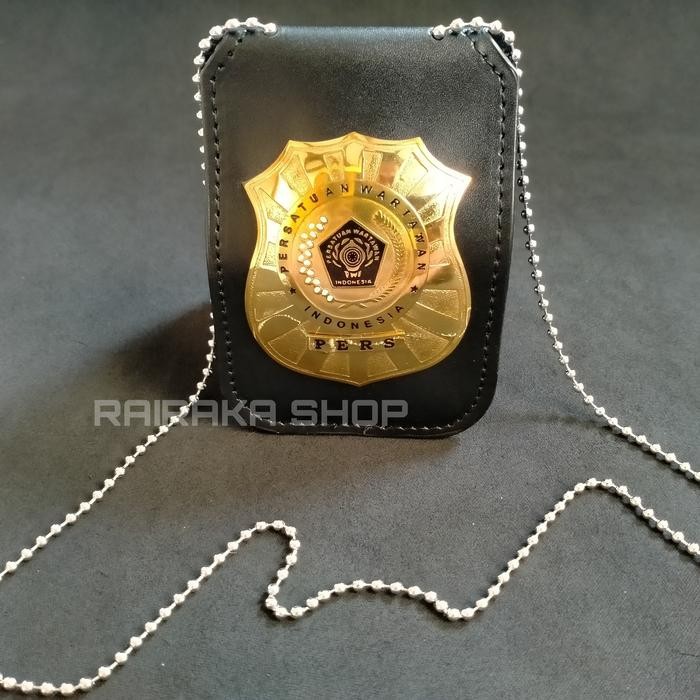 

Promo id card name tag PERSATUAN WARTAWAN INDONSIA PWI Hitam - PWI