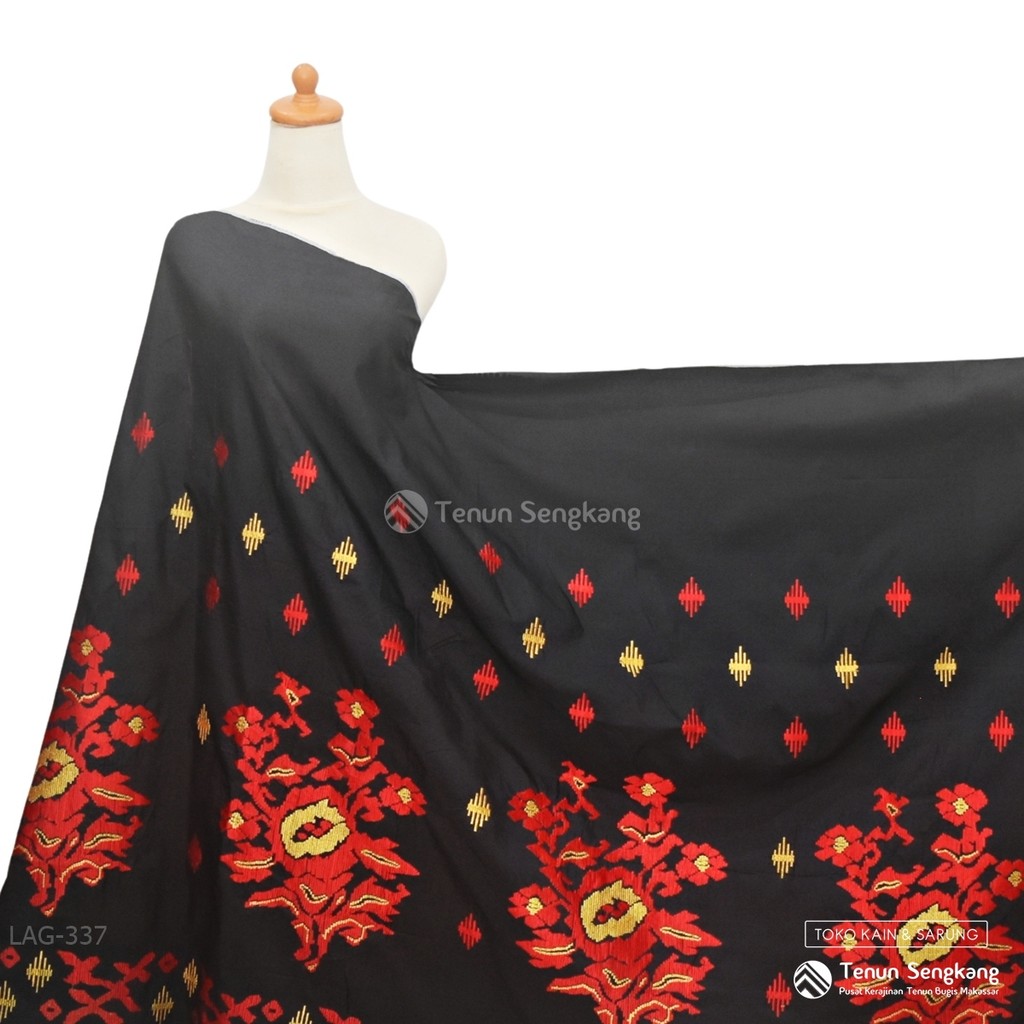 Kain Tenun Sulam Motif Bunga Lagosi Bahan Tenun Sutra Bugis Makassar Hitam Merah - Tenun Sengkang LA