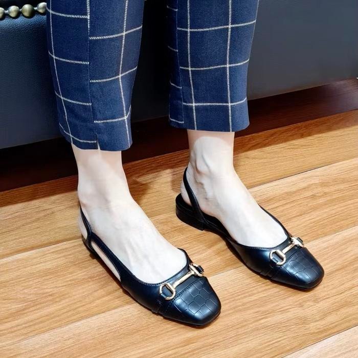 TERBARU Sepatu ZARA Buckled Slingback Flat Shoes - Hitam, 35