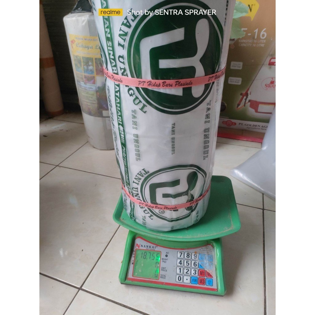 Plastik Mulsa Bell 120 cm 60 cm 17 kg Mulsa Bell Merah Hijau Tebal 0.325 Mikron
