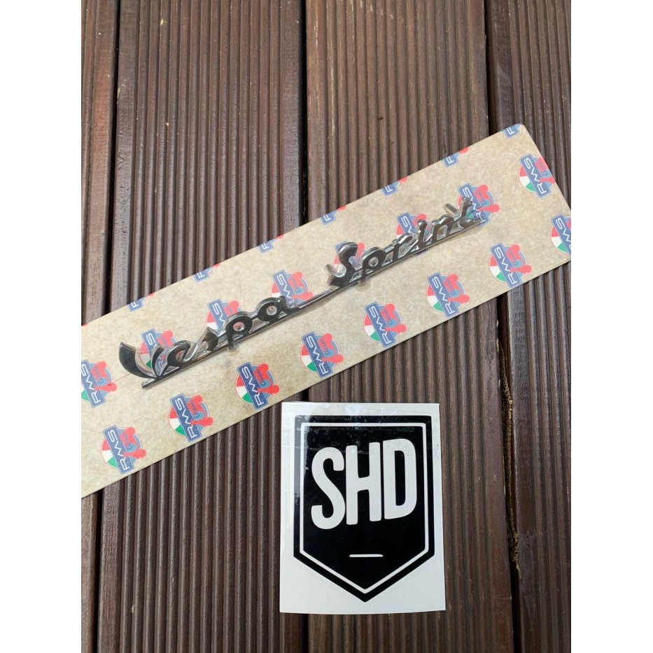 EMBLEM VESPA SPRINT SIP SCOOTER