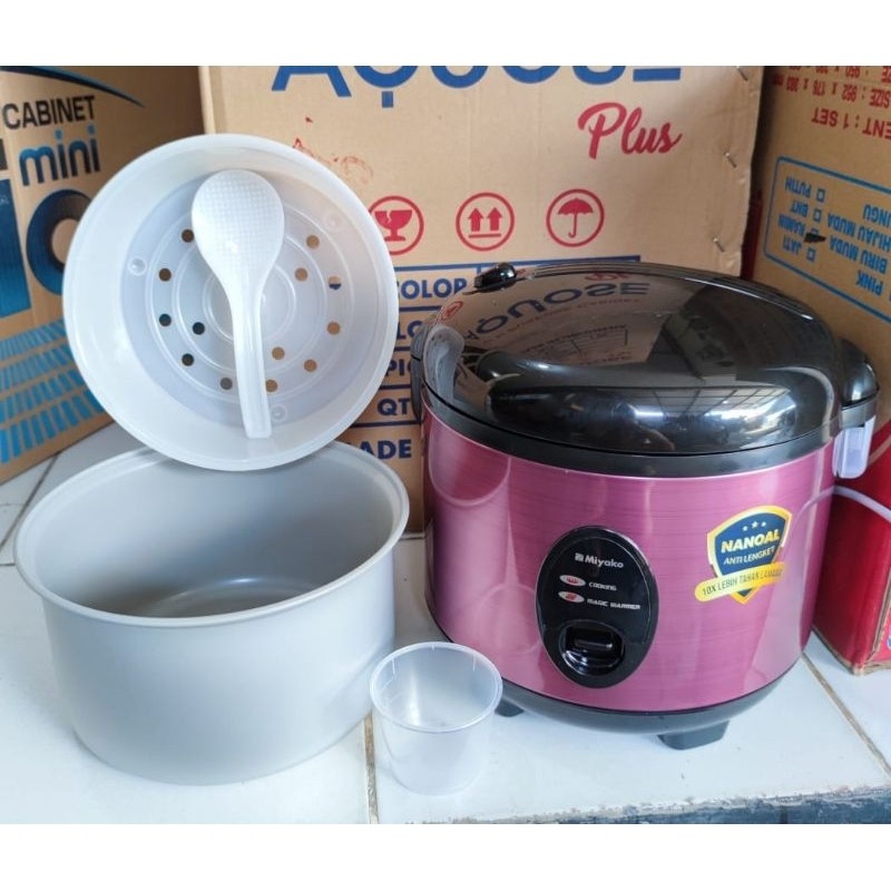 Magic Com Miyako SBC anti lengket 1,8 liter