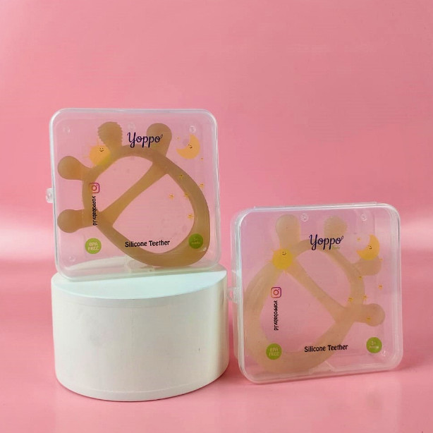 Teether Gelang Jerapah + Case-Yoppo Baby / Mainan Gigitan Bayi BPA Free