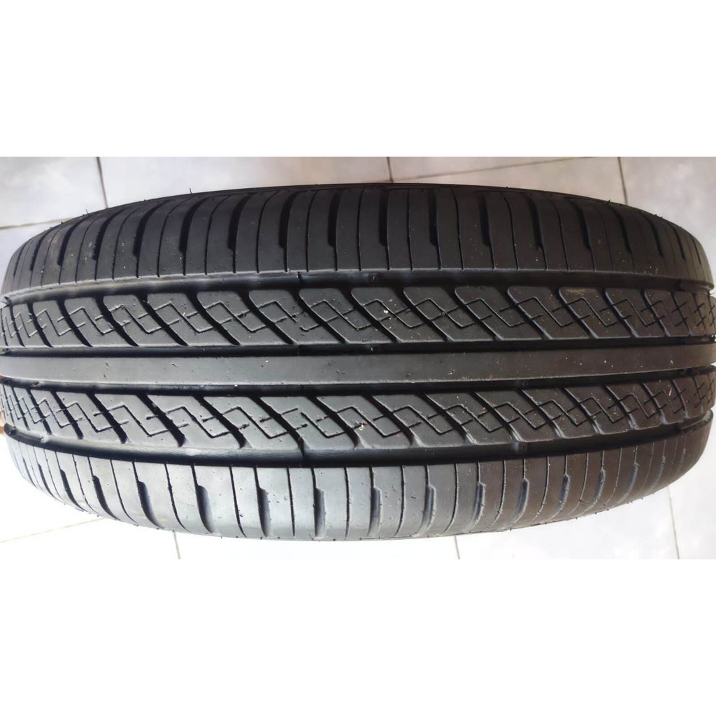 BAN MOBIL 235-60-16 R16 RING 16 COPOTAN SEKEN SECOND  BEKAS TOYOTA RUSH