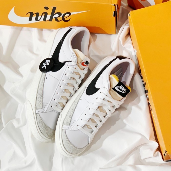 NIKE BLAZER LOW PLATFORM BLACK WHITE