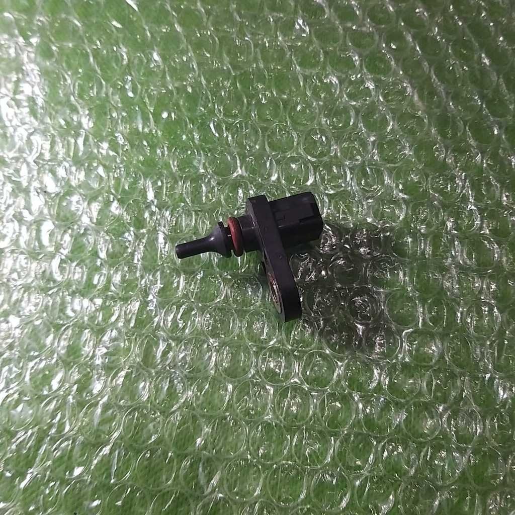 sensor eot genio beat led scoopy original sensor eot suhu oil assy honda genio beat led scoopy origi