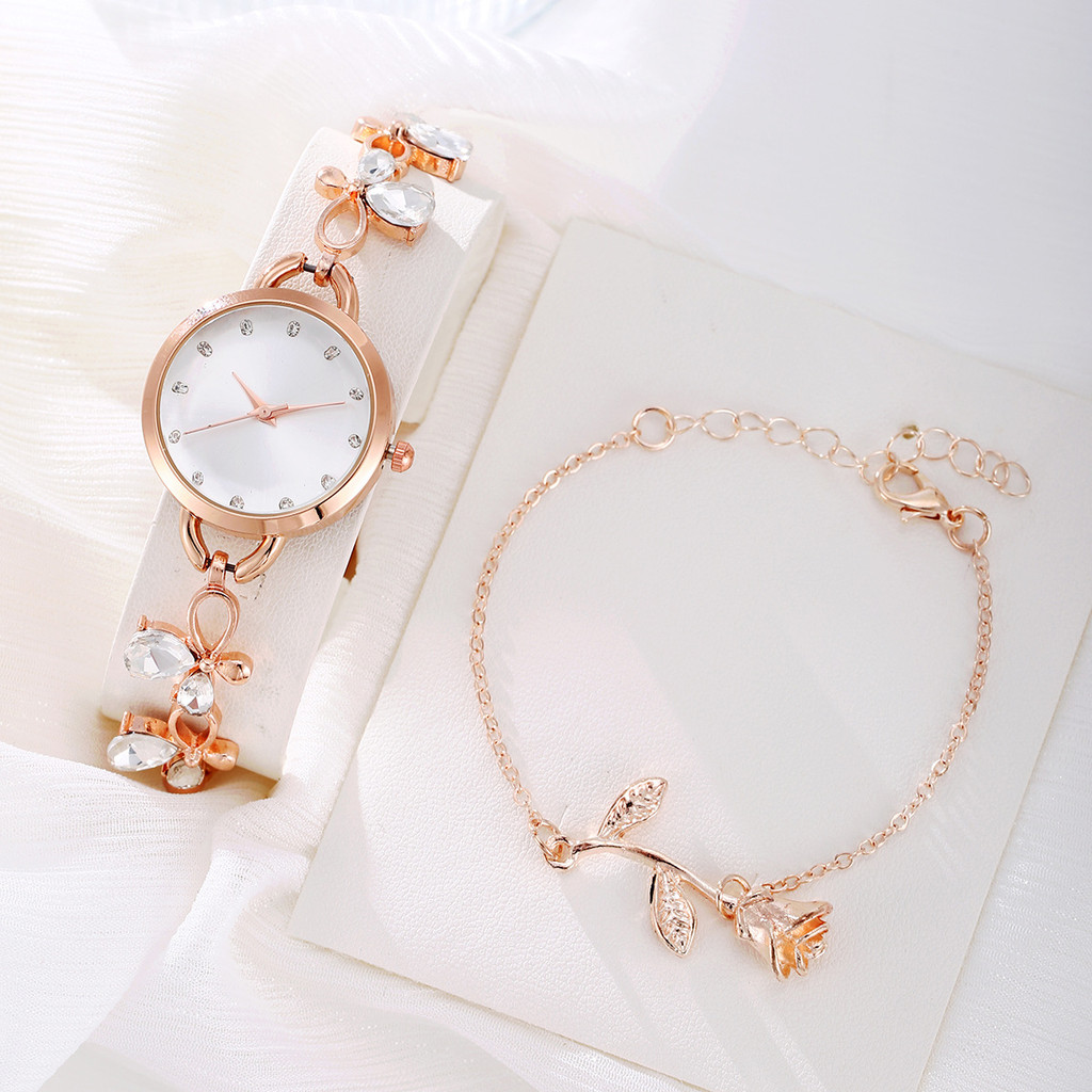 2PCS Jam Tangan Kuarsa Wanita Mode Dial Kecil Berlian Gelang Gelang Serut Jam Tangan Mawar Gratis