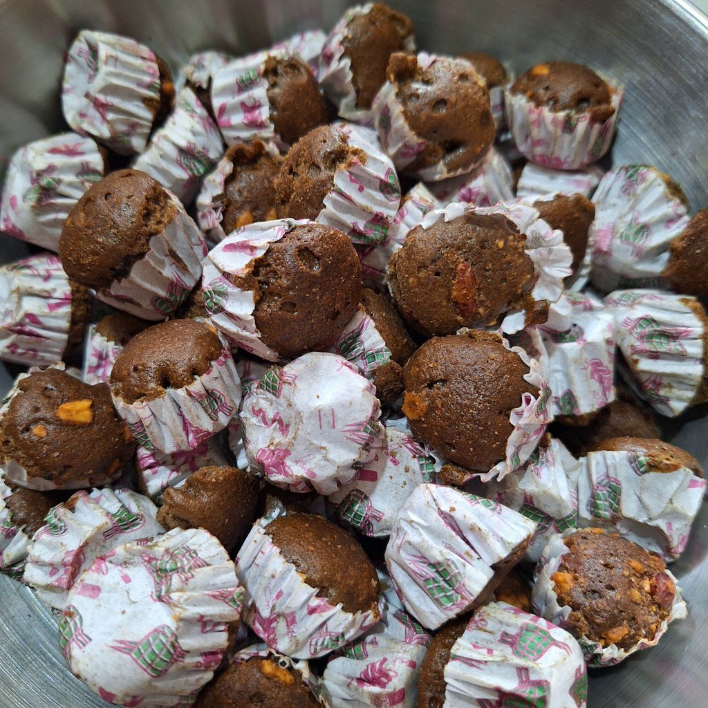 

Brownies Kering Mini 250gr Kue Snack Kiloan