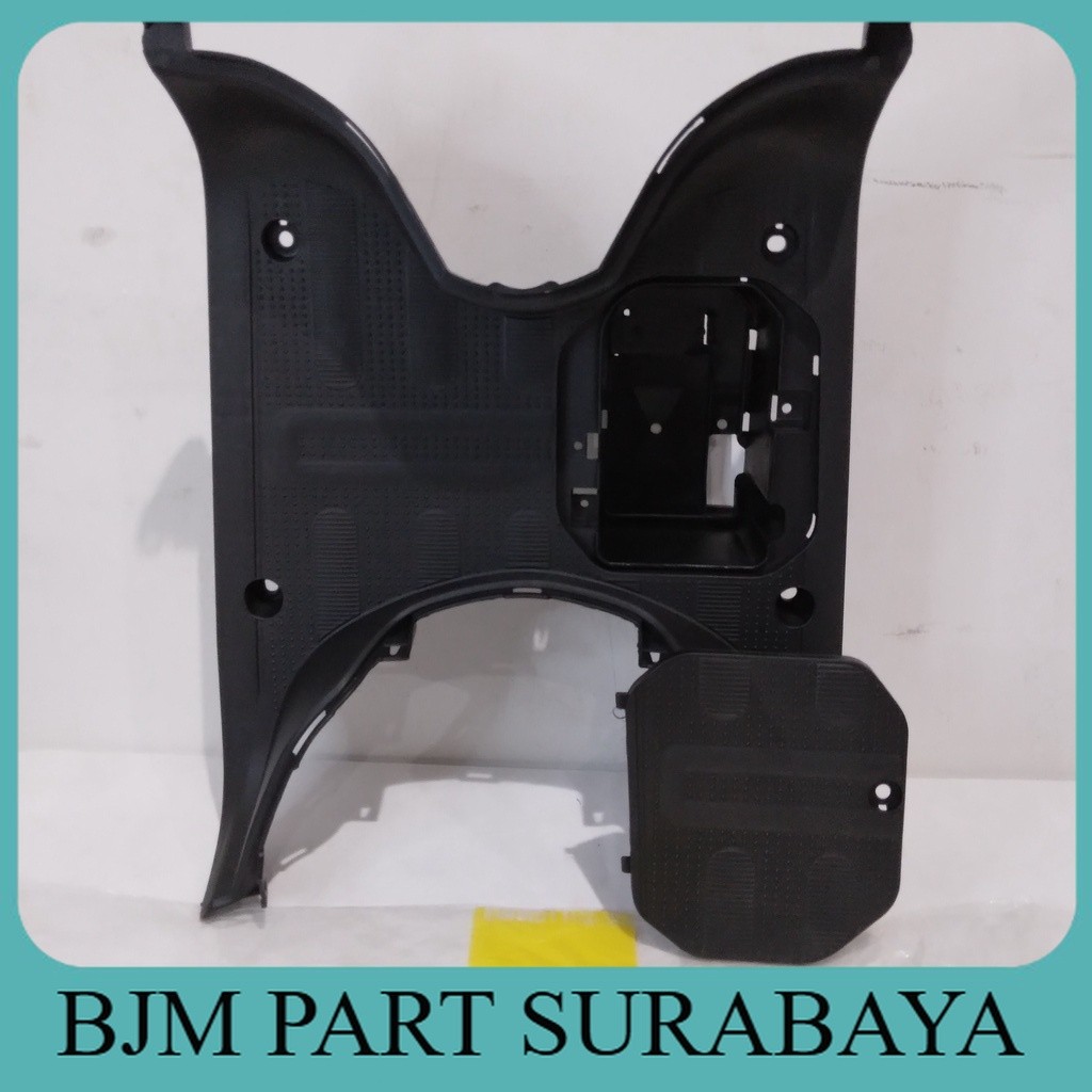 BJM SURABAYA - Pijakan Kaki + Tutup Aki Scoopy 110 FI 2017 2018 2019 2020 | footrest atas WIN | bord