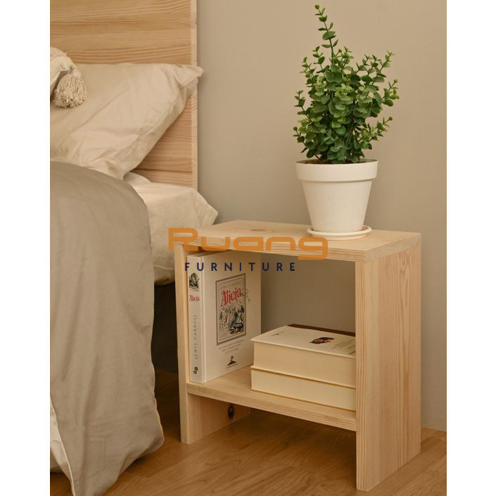 Meja Sudut Kamar Tidur