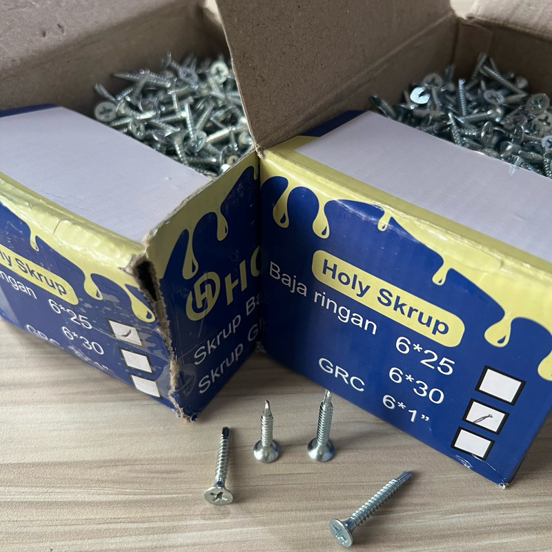 Skrup  gipsum Harga 1 box