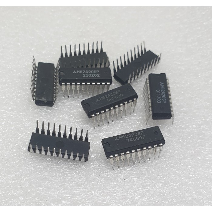 IC M62420SP 62420 SP IC Kontrol untuk Suara TV Komponen Elektronik