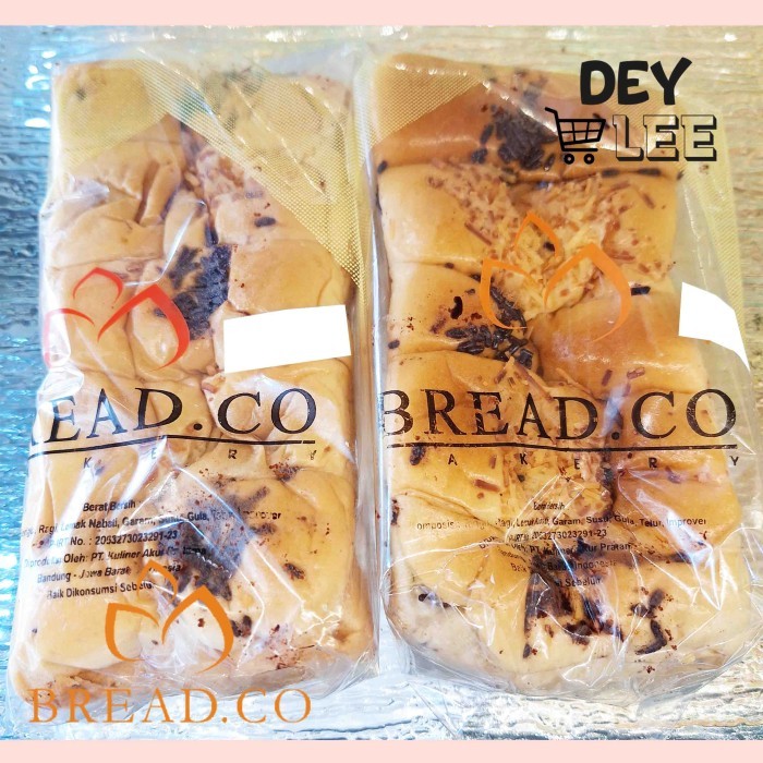 

BREADCO Roti Sobek Pisang Coklat Keju Bandung