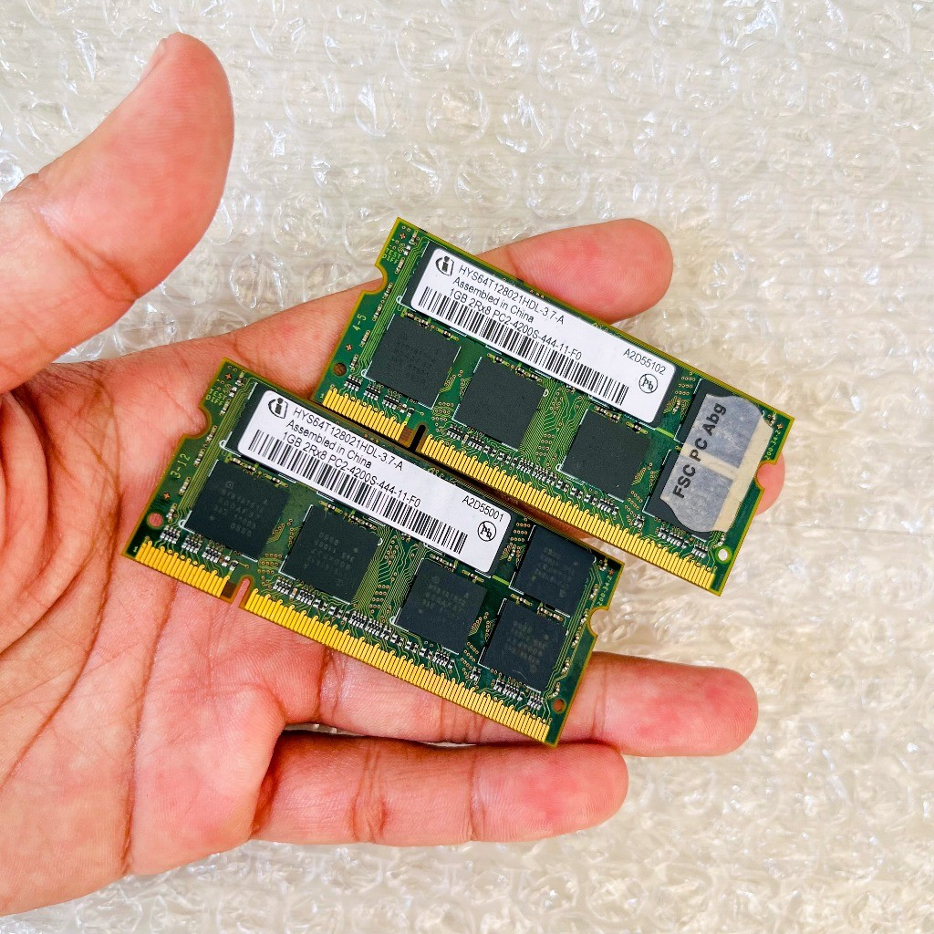 Hynix DDR2 SO-DIMM 1GB HYS64T128021HDL-3.7-A PC2-4200S DDR (Double Data Rate)