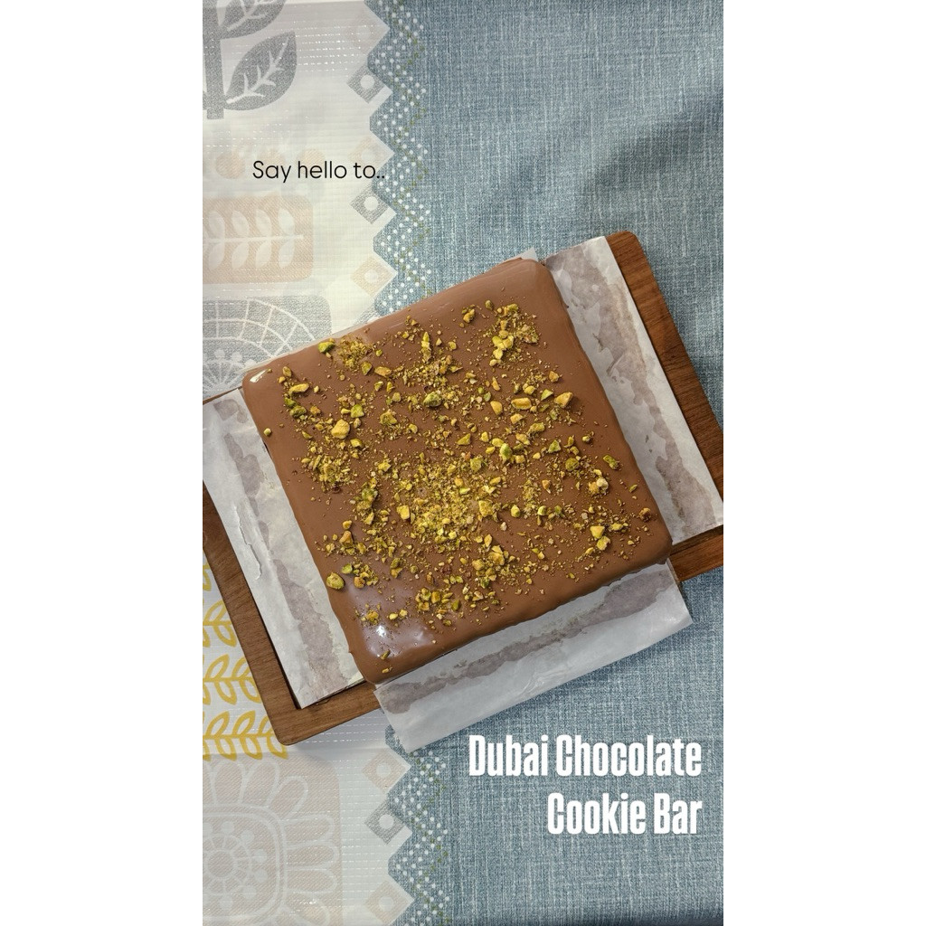 

Dubai Chocolate Cookie Bar Kunafa