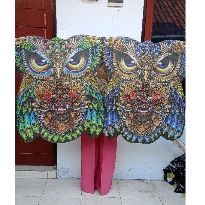 layangan celepuk KNOCKDOWN dan Bebean KNOCKDOWN, kurir instan