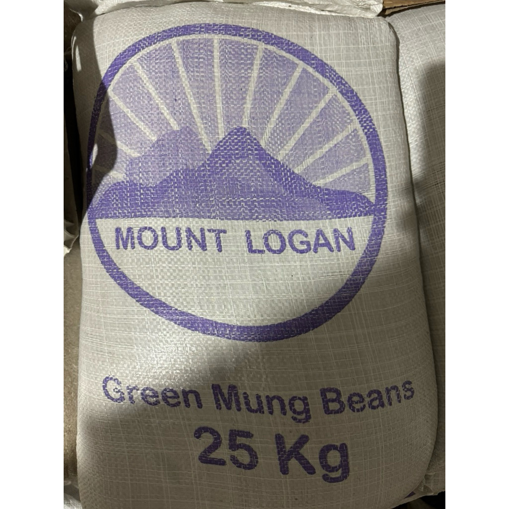

kacang hijau venezuela @ 25 kg / 1 goni