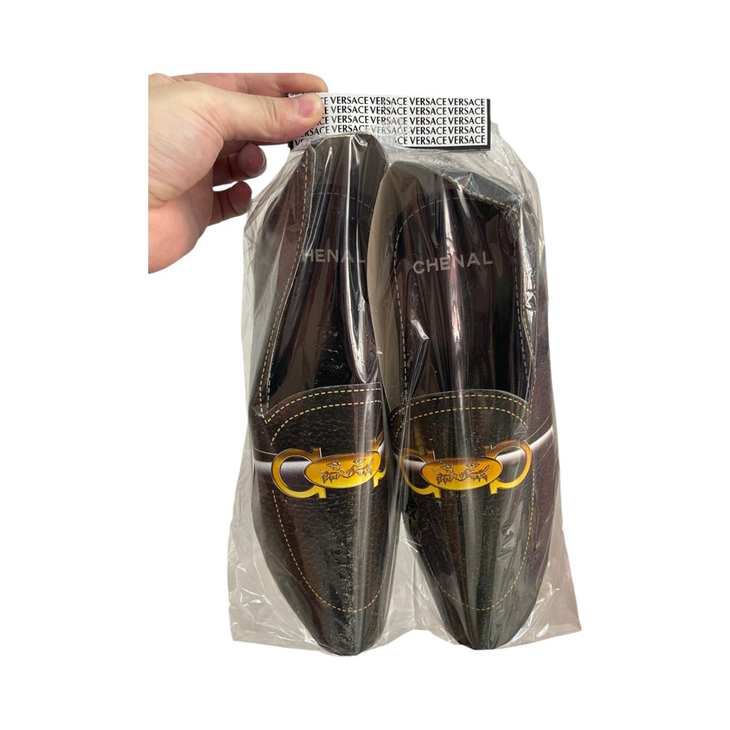 Sepatu Arwah Leluhur Pria - Pelita Fortune