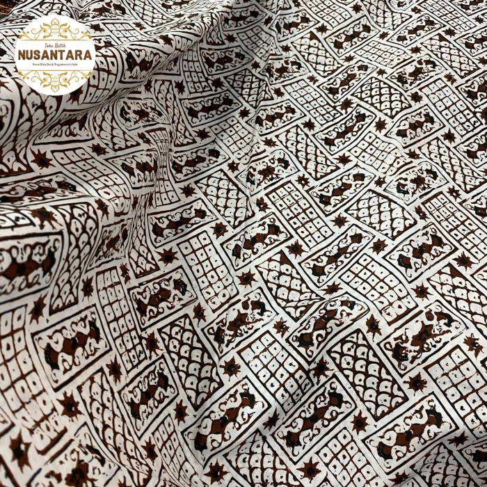 kain batik jarik motif gedek latar putih sogan jogja nusantara