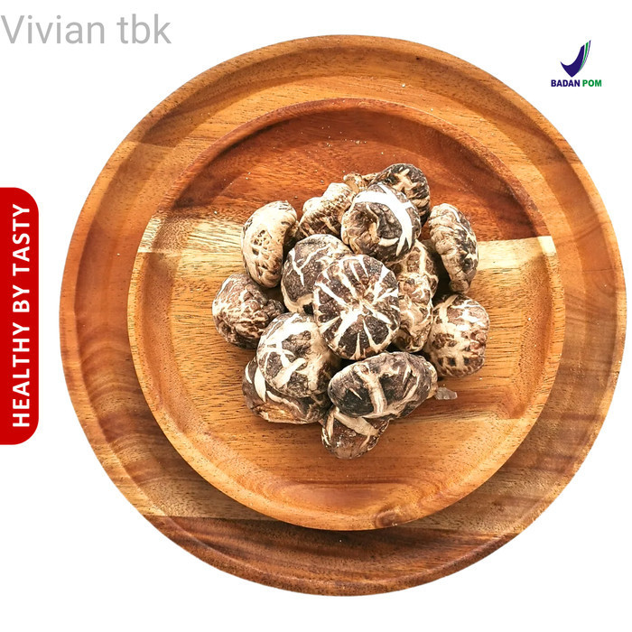 

vv Jamur Shitake Xiang Gu Hioko Fragrant Mushroom 500 g - HiokoKecil500gr