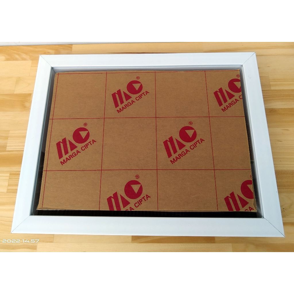 DE54R GROSIR Pigura/Frame foto 3D Putih 12R 30x40cm (Double akrilik Space 3cm)