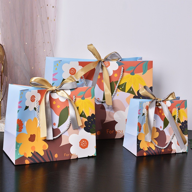 

PREMIUM Paperbag Motif Spring Season + Pita Tebal Tas Kado Souvenir Hadiah