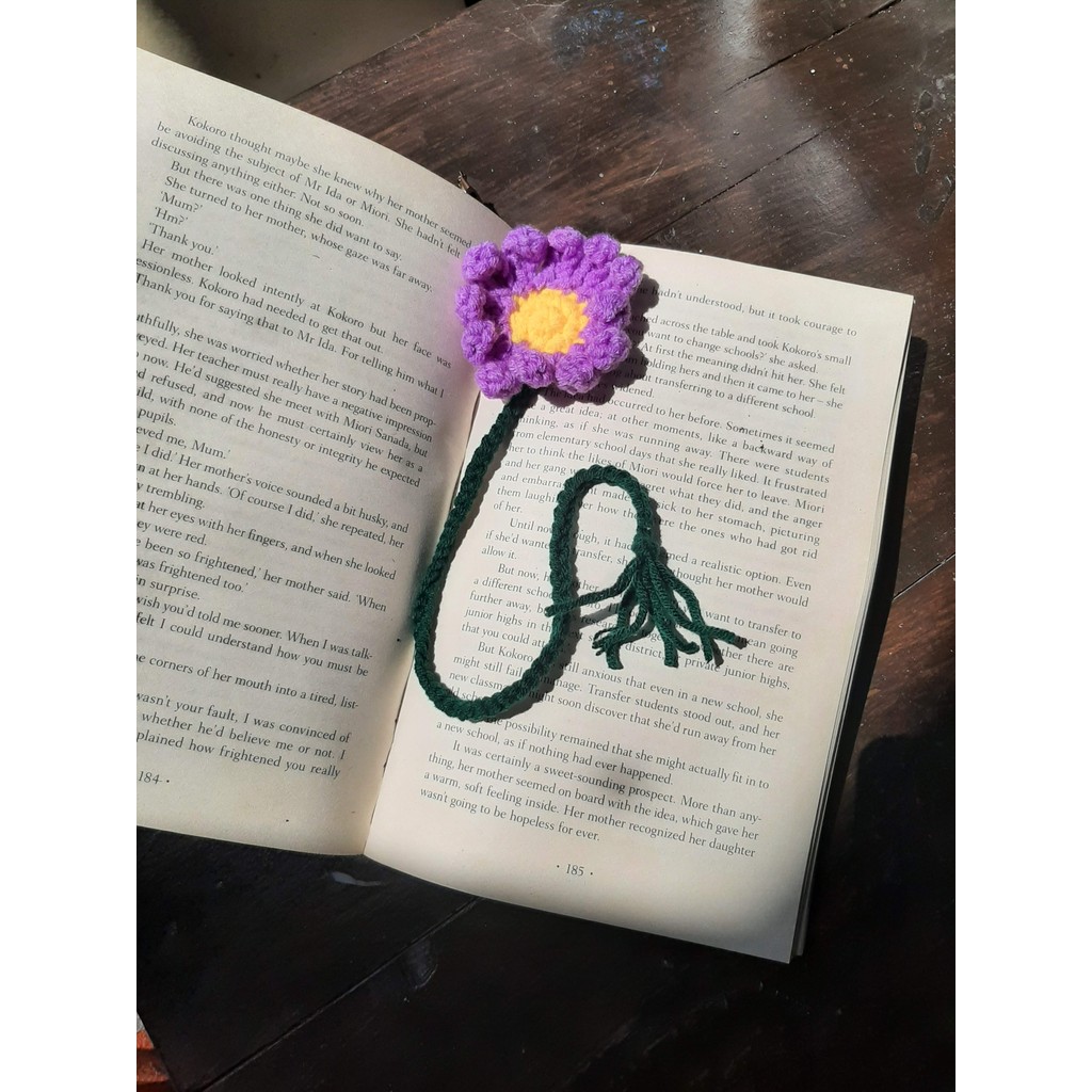 

PaeoniFah Pembatas Buku Bookmarkk Cosmos