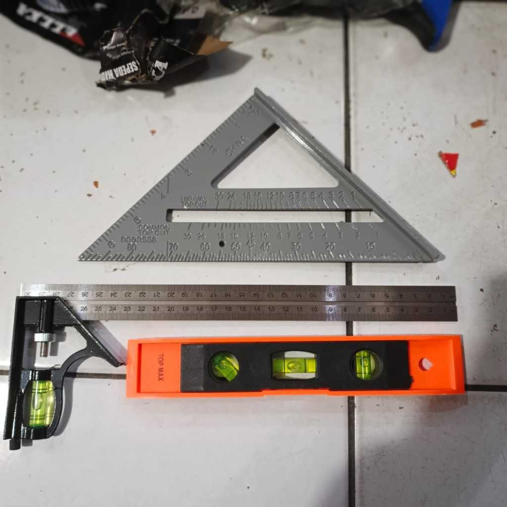 

NEW Paket Penggaris Tukang Siku Mistar Multifungsi Ada Waterpass