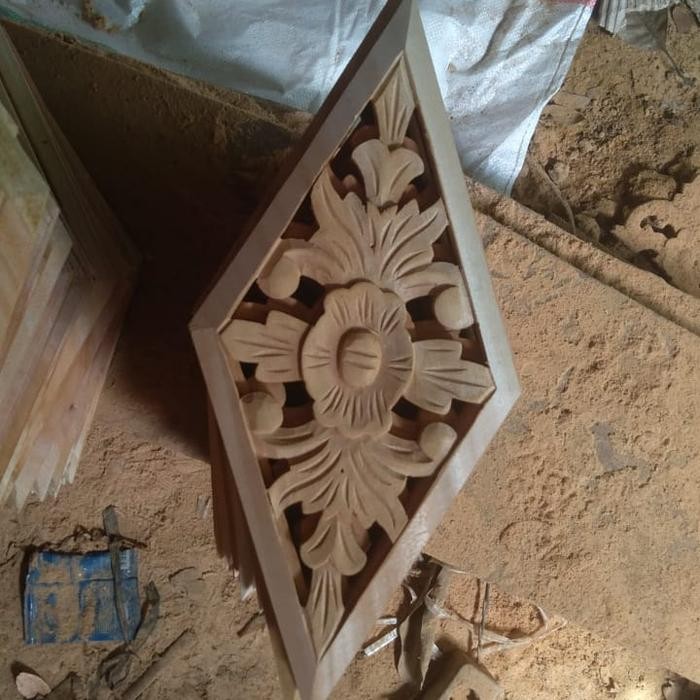 ukir tempel jepara motif wajik ukir soko joglo pintu mebel furnitur XC
