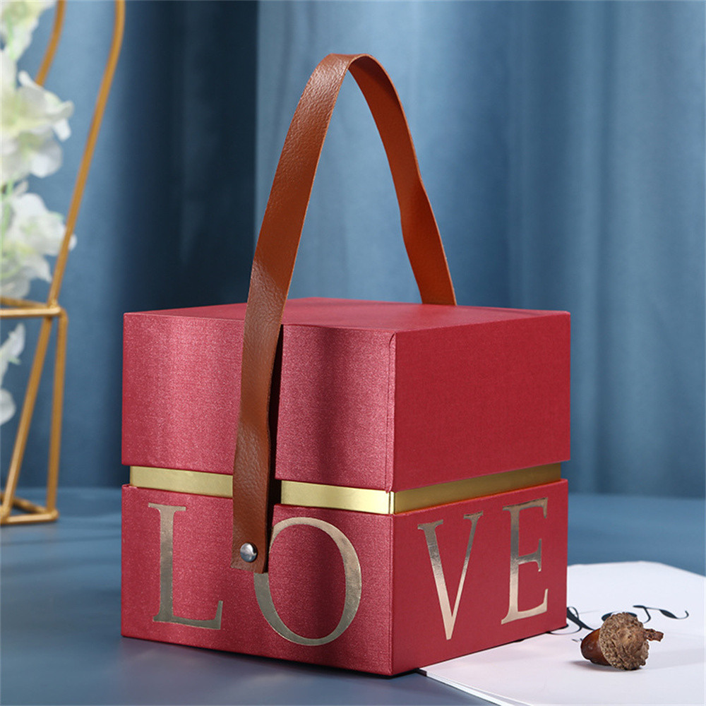 

Wedding Favor Gift Packaging Box Handled Candy Box for Valentine's Day Square Candy Jewelry Storage Case Christmas Present Box