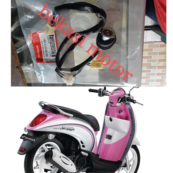 soket fitting lampu depan socket headlamp honda scoopy karbu original