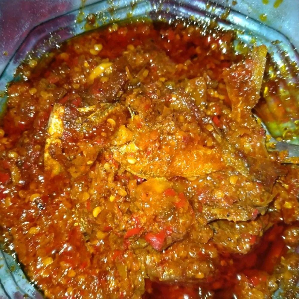 

Sambal ikan kaca 200gram Pedas gurih