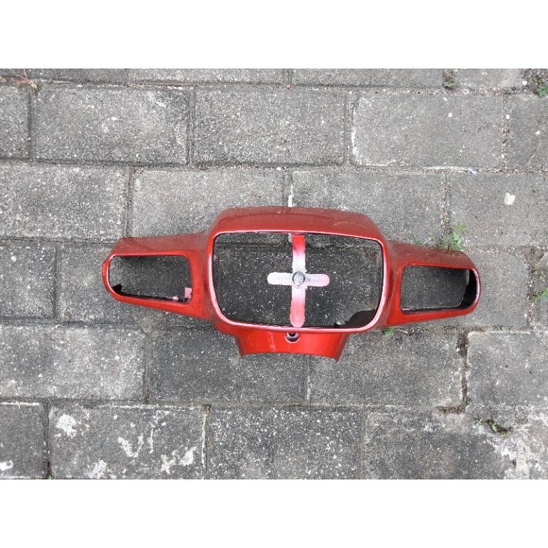 batok totok depan Honda Astrea grand bulus sabit warna merah marun