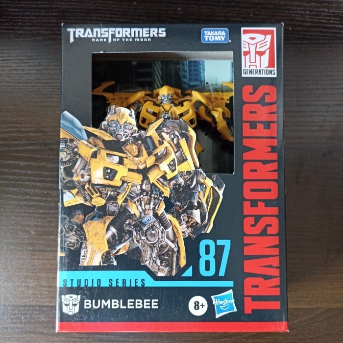 Studio Series Bumblebee 87 DOTM Transformers Deluxe Class