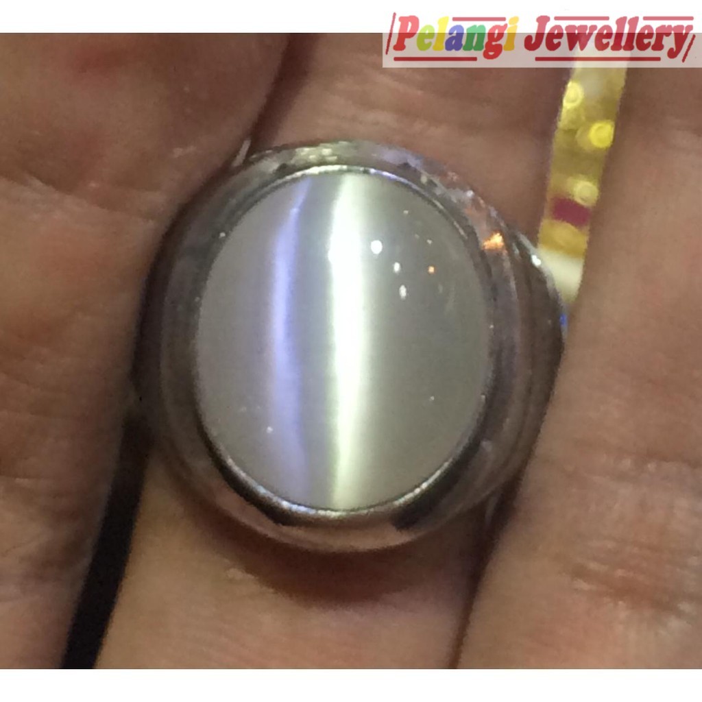 Cincin Titanium Batu Akik Cat Eye Susu Atau Warna Putih Size Kantoran HQ